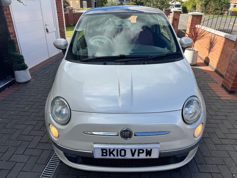 2010 Fiat 500 1.2 Lounge 3dr Dualogic [Start Stop] HATCHBACK Petrol Automatic