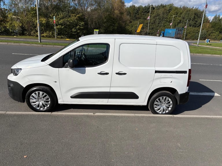 PEUGEOT PARTNER PROFESSIONAL 2021 21 PLATE 71k £6995 + VAT 