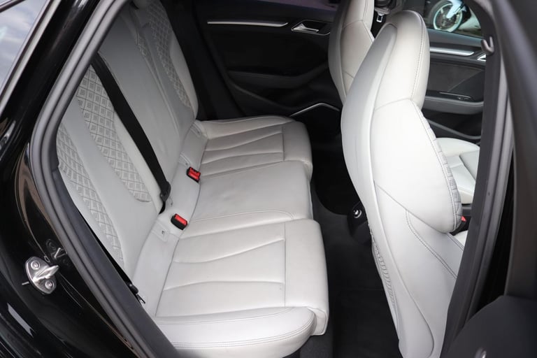 Audi RS3 2.5 TFSI S Tronic quattro - STAGE 2 - PAN RF - ACC - CARBON - SS SEATS 