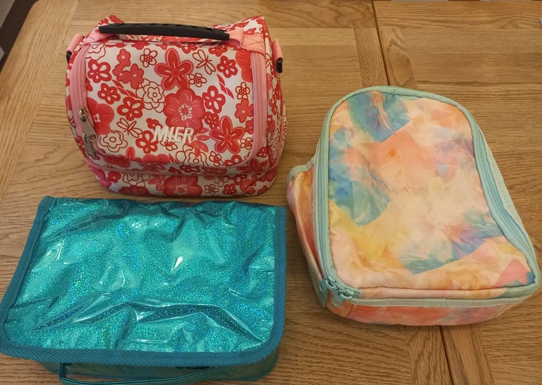 image for 3 LUNCH BAGS