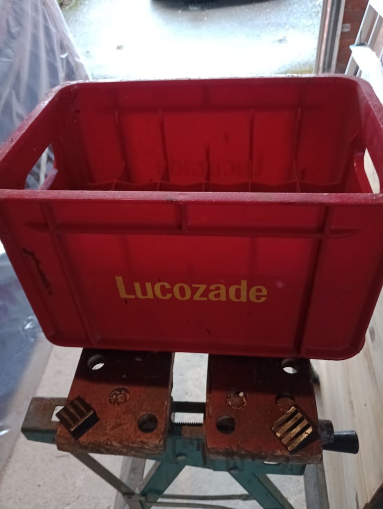 image for Vintage lucozade plastic crate 