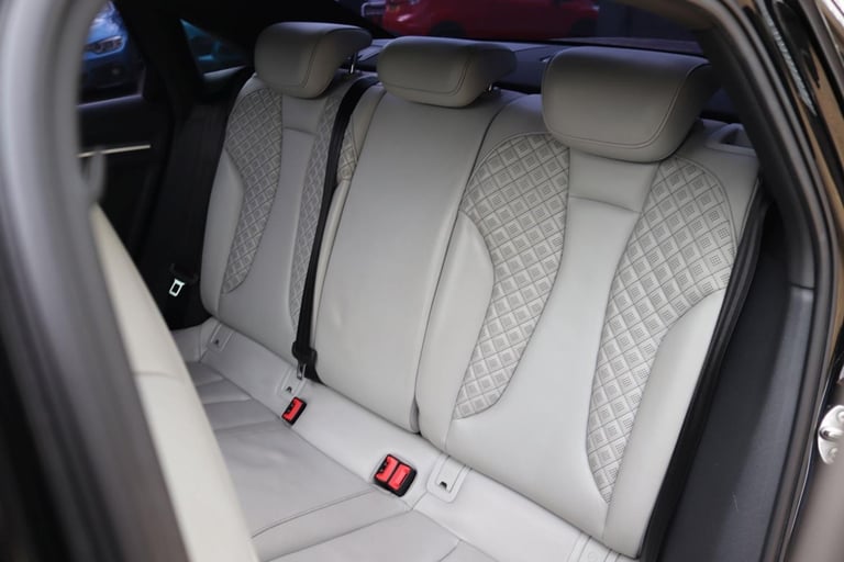 Audi RS3 2.5 TFSI S Tronic quattro - STAGE 2 - PAN RF - ACC - CARBON - SS SEATS 