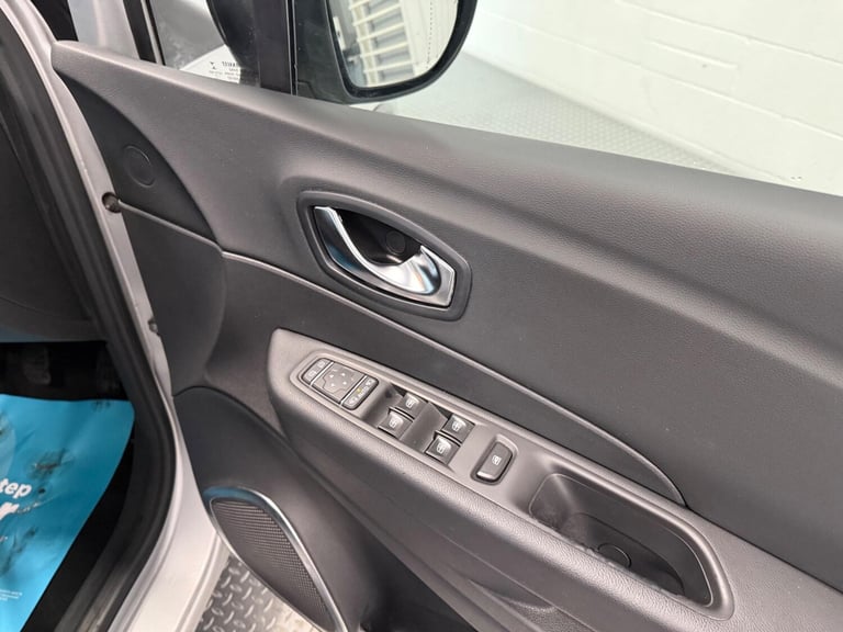 2017 Renault Captur 1.5 dCi ENERGY Dynamique S Nav Euro 6 (s/s) 5dr HATCHBACK Diesel Manual