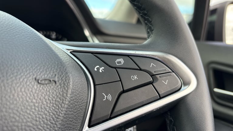 2022 Renault Captur 1.0 TCE 90 Iconic 5dr Petrol Hatchback Hatchback Petrol Manual