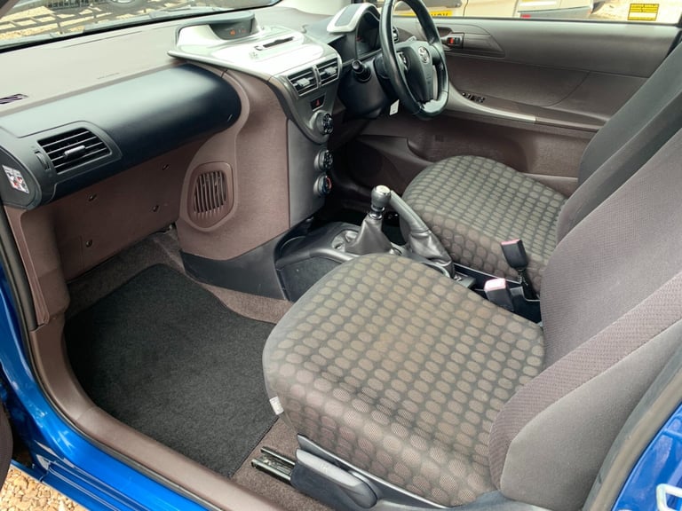 2010 Toyota IQ 1.0 VVT-i 3dr HATCHBACK Petrol Manual