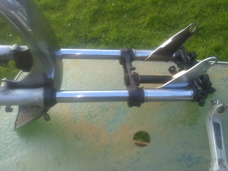 Yamaha XJ750 MAXIM FRONT END FORKS