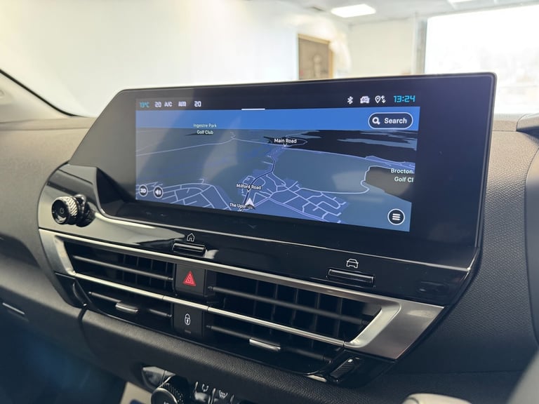 2025 Citroen C4 Plus PureTech 130HP EAT 8 Hatchback Petrol Automatic