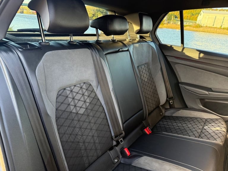 2023 23 VOLKSWAGEN GOLF 1.5 TSI R-LINE HATCHBACK 5DR PETROL MANUAL EURO 6 (S/S) 