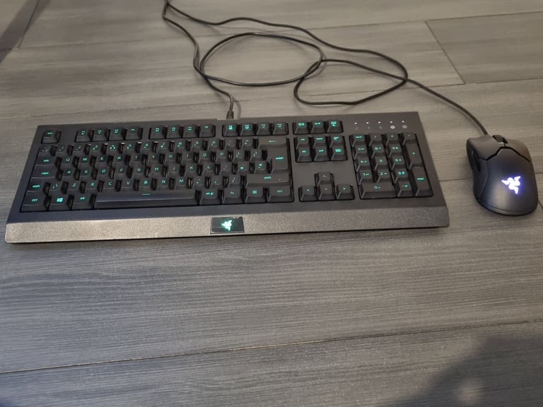 image for BARGAIN Bundle RGB Razer gaming keyboard and mouse viper for gaming pc computer laptop console