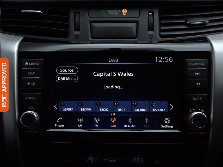 2020 Nissan Navara 2.3 dCi N-Connecta Pickup Double Cab 4dr Diesel Auto 4WD Euro 6 (190 ps) Pick ...