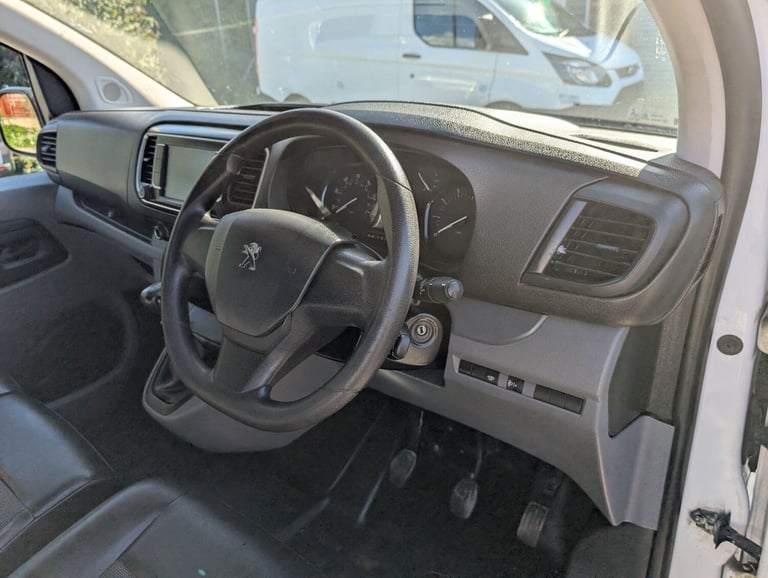 2021 Peugeot Expert 1.5 BlueHDi 1000 Professional Standard Panel Van MWB Euro 6 (s/s) 6dr PANEL V...