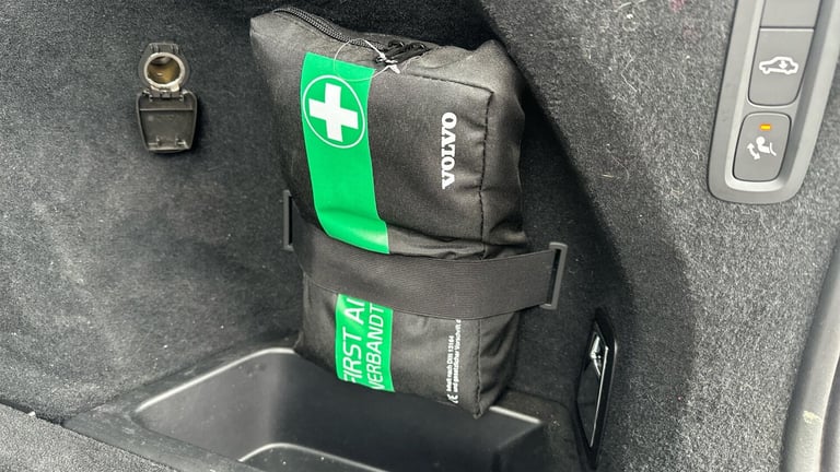 2021 Volvo XC90 2.0 T8 Recharge PHEV Inscription Pro 5dr AWD Auto ESTATE PETROL/ELECTRIC Automatic