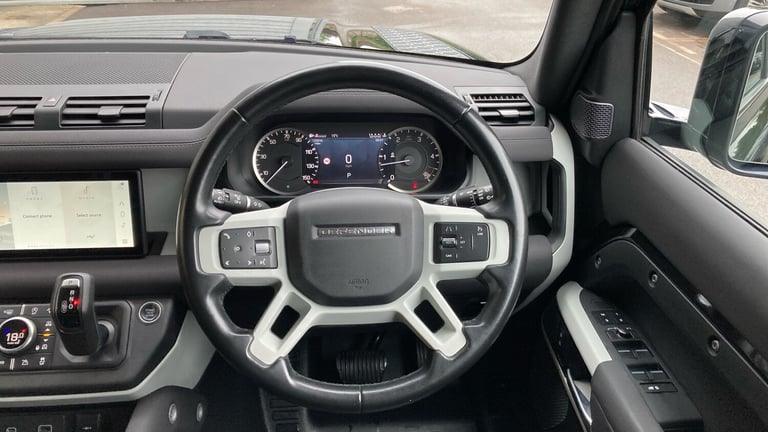 2022 Land Rover Defender 3.0 D250 SE 110 5dr Auto ESTATE DIESEL Automatic