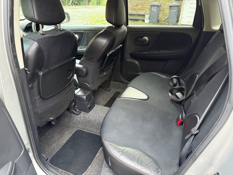 NISSAN NOTE 1.6 TEKNA AUTOMATIC SAT NAV REVERSE SENSORS 