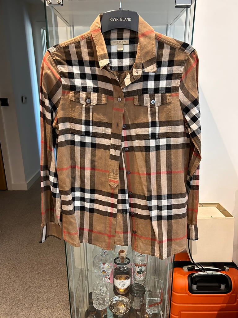 Burberry shirt store gumtree