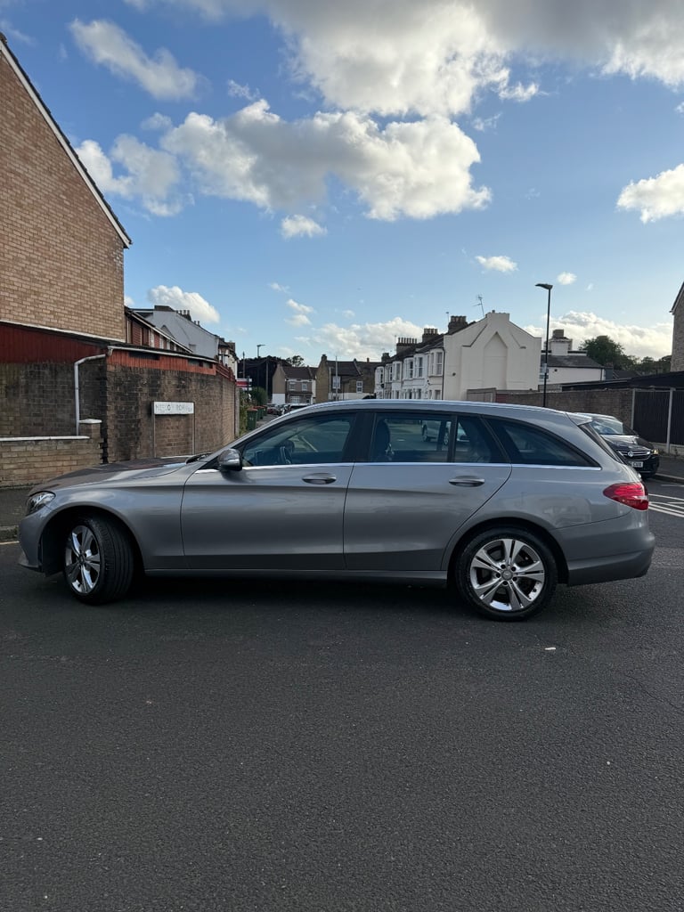 MERCEDES BENZ C CLASS C200 SE 2 LITRE PETROL AUTOMATIC ESTATE FSH 56K