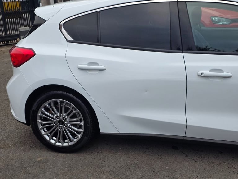 2018 Ford Focus 1.0 EcoBoost 125 Titanium X 5dr Auto HATCHBACK PETROL Automatic