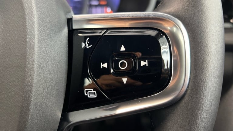 2022 Polestar Polestar 2 Long range Dual motor - Pilot Lite Hatchback Electric Automatic