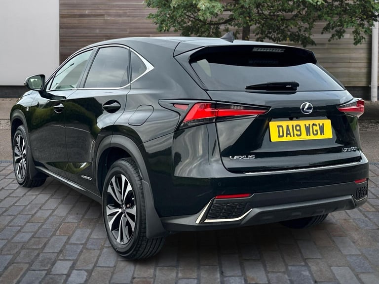 2019 Lexus NX 300h 2.5 5dr CVT (Premium Pack/Pan roof/Leather) SUV Hybrid Automatic