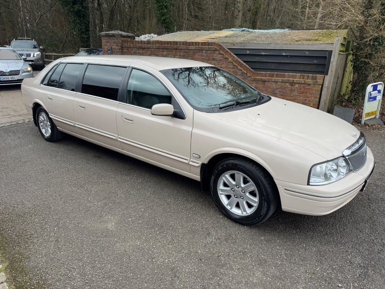 2004 (04) FORD DORCHESTER 4.0 PETROL / LPG AUTOMATIC LIMO 