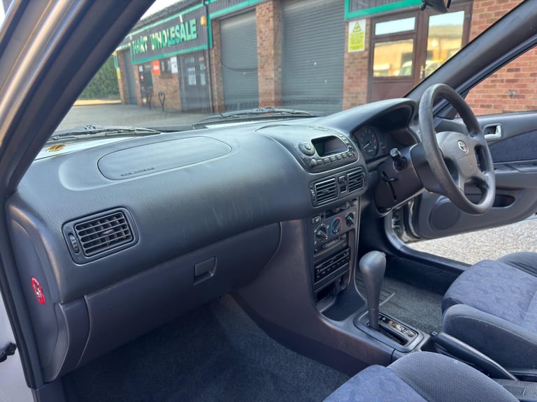 2001 Toyota Corolla 1.6 GS 5dr HATCHBACK Petrol Automatic