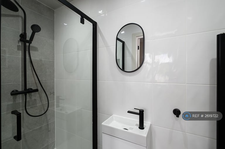 1 bedroom in Vineyard Road, Wellington, Telford, TF1 (#2619722)