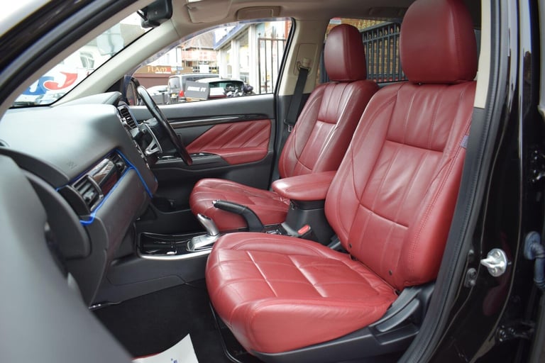 2016 Mitsubishi Outlander 2.0h 12kWh GX5h CVT 4WD Euro 6 (s/s) 5dr ESTATE Petrol/Electric Hybrid ...