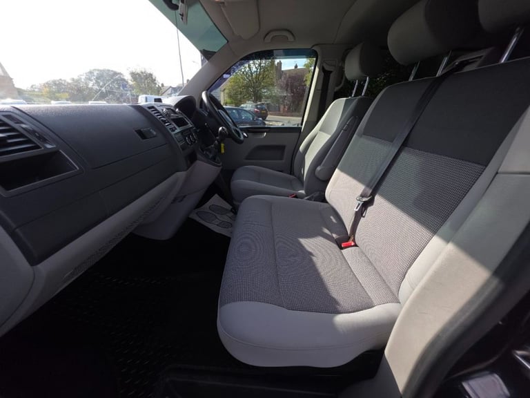  Volkswagen Caravelle 2.0 TDI 140PS SE Minibus Diesel