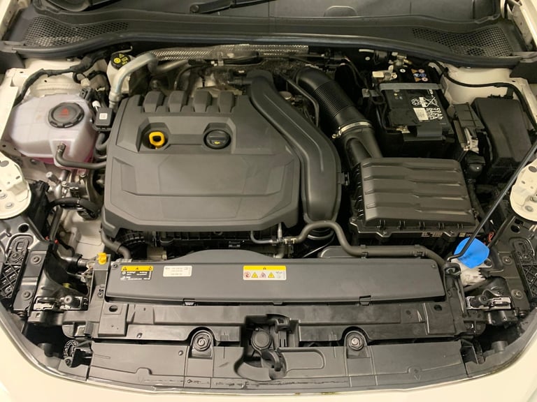 2023 Cupra Leon 1.5 eTSI EVO V1 Hatchback 5dr Petrol Hybrid DSG Euro 6 (s/s) (150 ps) - LED Hatch...