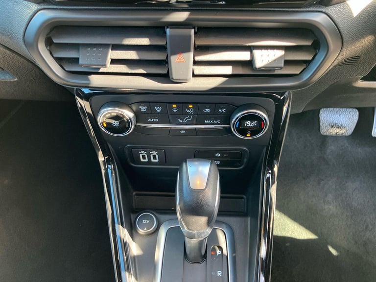 2018 Ford Ecosport 1.0 EcoBoost 125 Titanium 5dr Auto HATCHBACK Petrol Automatic