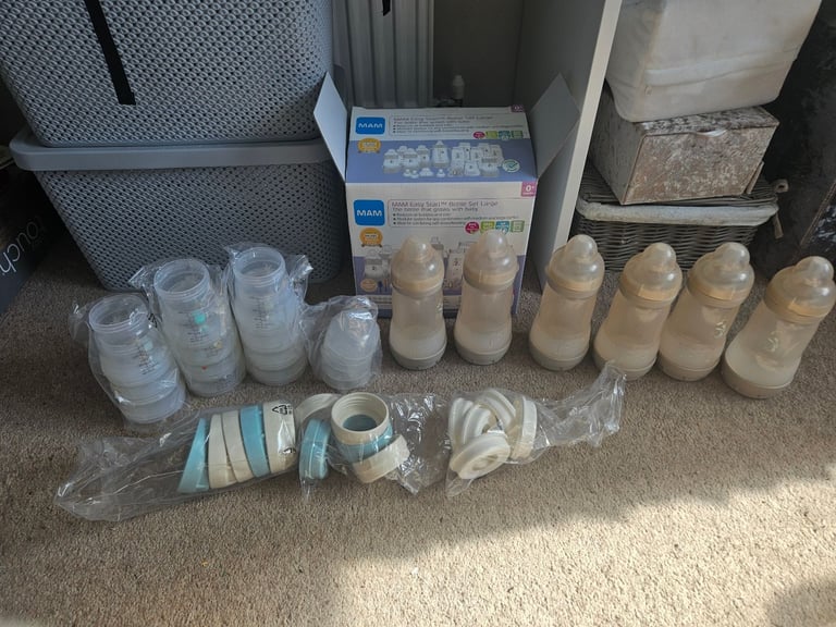 image for MAM Easy Start™ Anti-Colic Bottle Set (Large)