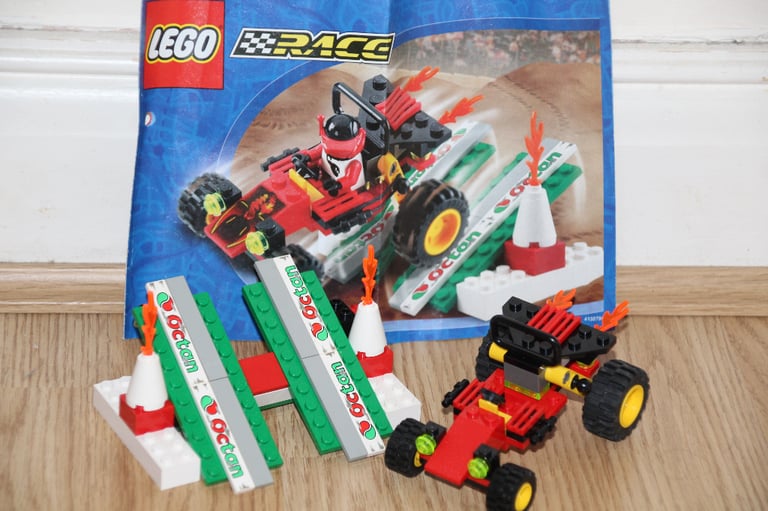 3 Lego Racers sets: 6602 Scorpion Buggy * 4593 Zero Hurricane & Red Blizzard * 8126 Desert Challenge