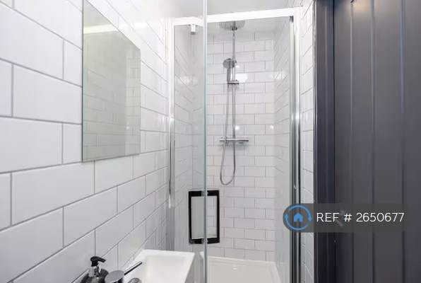 2 bedroom house in Denton, Denton, Manchester, M34 (2 bed) (#2650677)