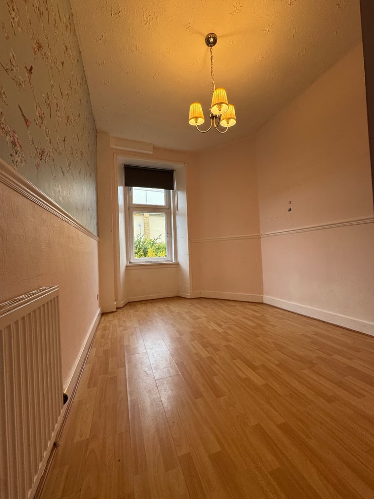 3 bedroom flat in Norval Street, Partick, West End, Glasgow, G11 7RX