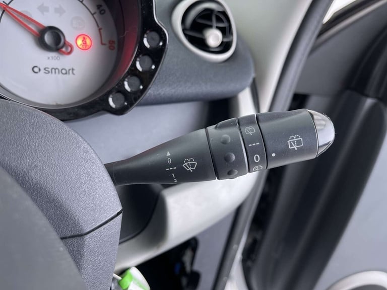 2004 smart forfour 1.5 CDI Passion Hatchback 5dr Diesel Manual (126 g/km, 95 bhp) Hatchback Diese...