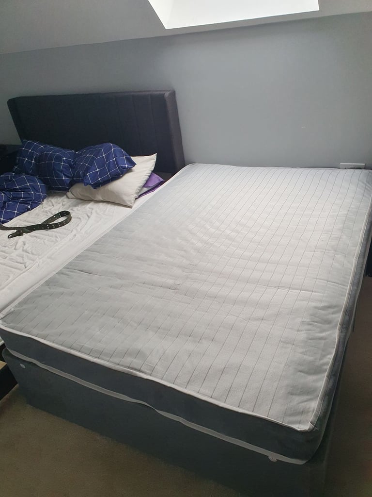 Double bed with mattress 