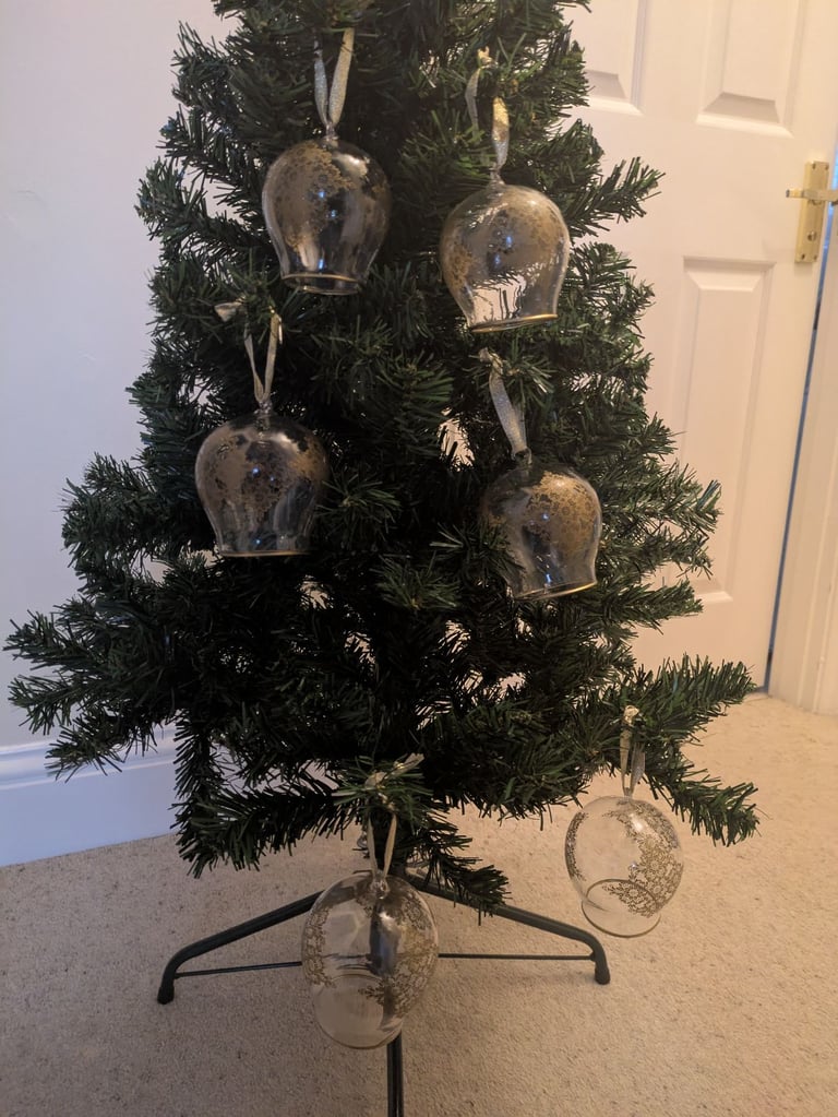 M and S glass tree decorations x 6