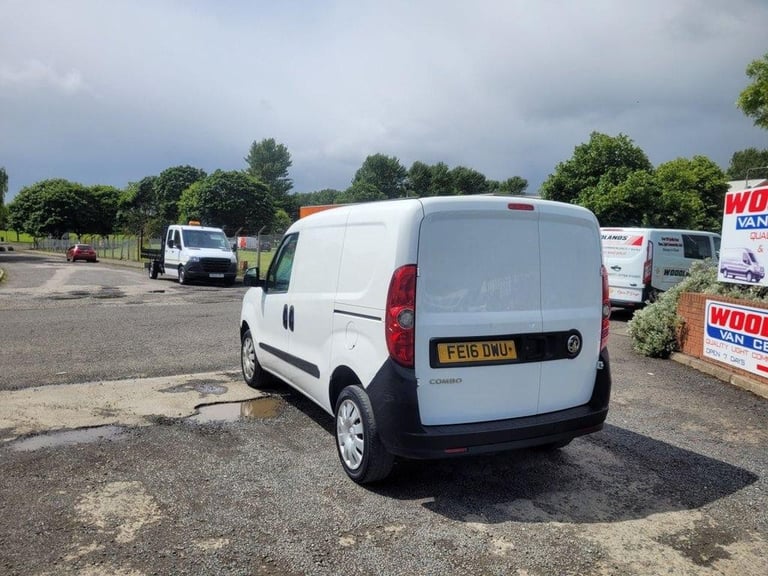 2016 ON 16 PLATE VAUXHALL COMBO 2300 L1HI CDTI SWB DIESEL CREW VAN NO VAT