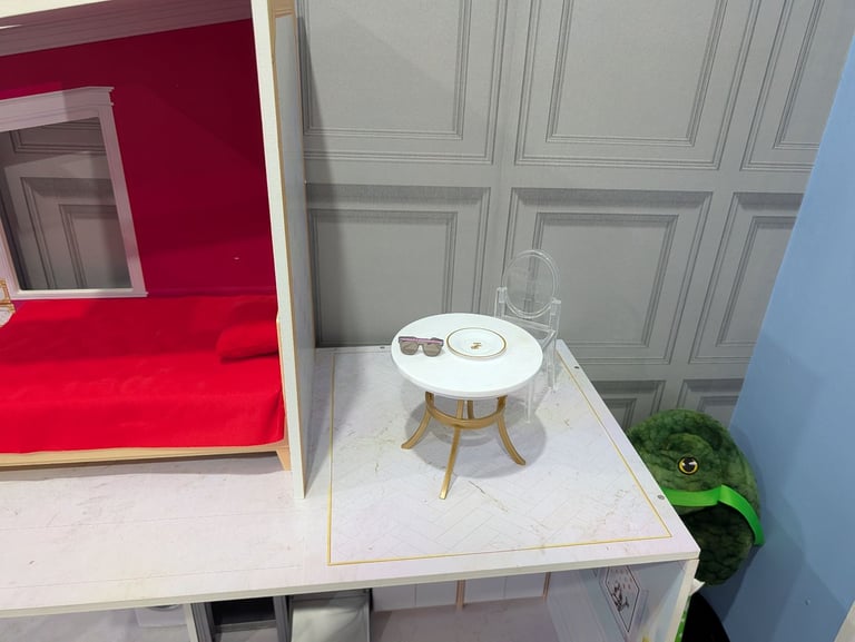  Rainbow High Townhouse