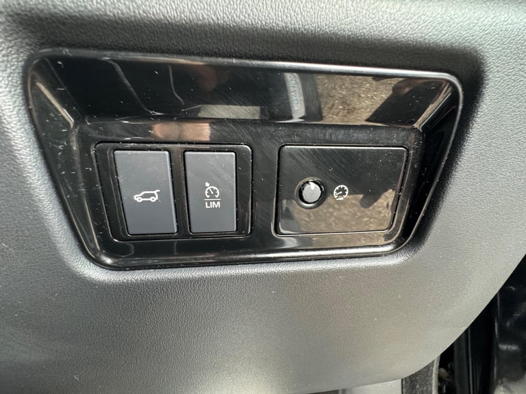 2019 Jaguar F-Pace 2.0d R-Sport 5dr Auto ESTATE DIESEL Automatic