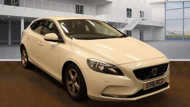 image for VOLVO V40 2.0 D2 SE Nav Auto Euro 6 (s/s) 5dr 2016