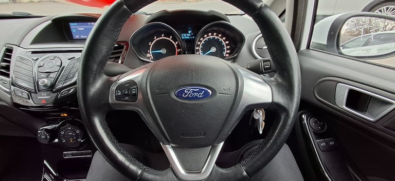 2017 Ford Fiesta 1.0 EcoBoost Zetec 5dr HATCHBACK Petrol Manual
