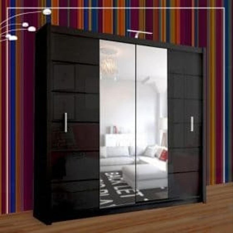 High-Quality Sliding Mirror Door Wardrobe – Ideal for Small & Large Spaces