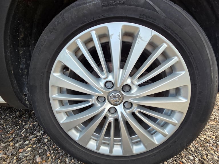 2019 Vauxhall Grandland X 1.2 Turbo Tech Line Nav Auto Euro 6 (s/s) 5dr Petrol