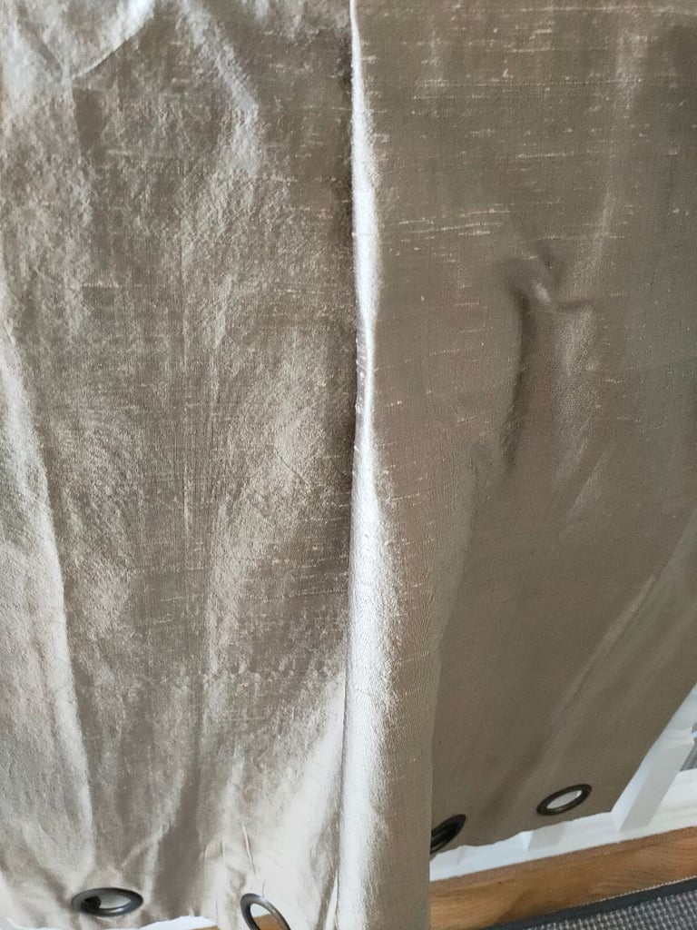 Two pairs Silk curtains