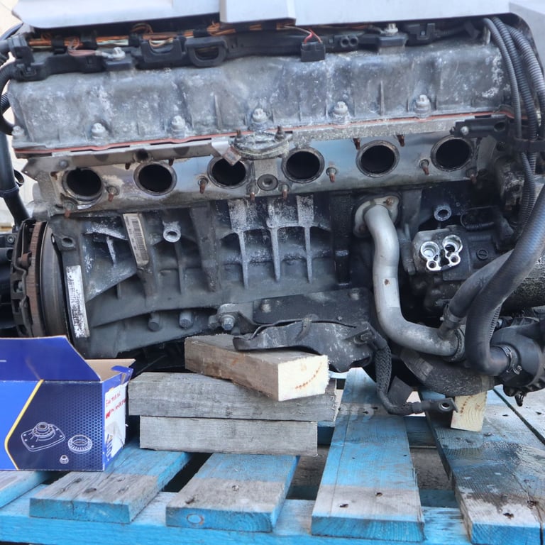 BMW E85 Z4 N52B25A 2.5 Petrol Engine & 6 Speed Gearbox