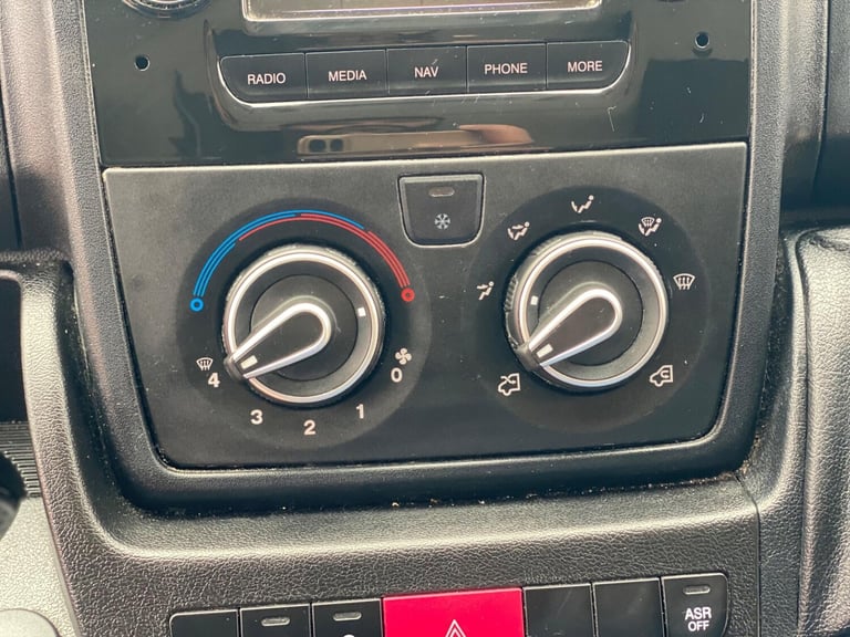 2021 Peugeot Boxer 2.2 BlueHDi 335 Professional L3 H2 Euro 6 (s/s) 5dr PANEL VAN Diesel Manual