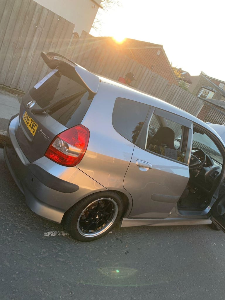 Honda, JAZZ, Hatchback, 2005, Semi-Auto, 1339 (cc), 5 doors