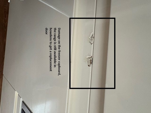 Kitchen Units for Sale Buyer to Collect and Dismantle with Siemens appliances
