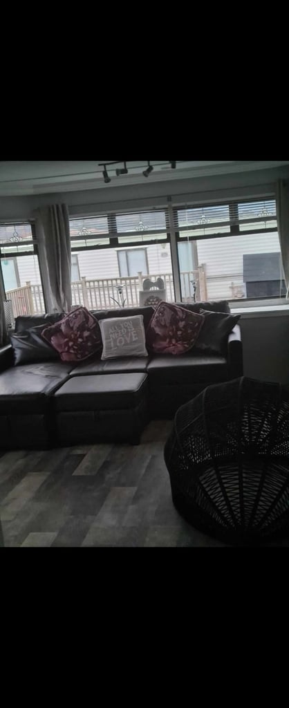 37 x 12 static caravan